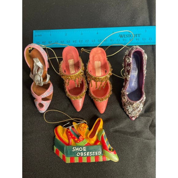 Set of 5 Miniature High Heel Shoe Ornaments Charms Shoe Obsessed I Love Shoes - Picture 2 of 4